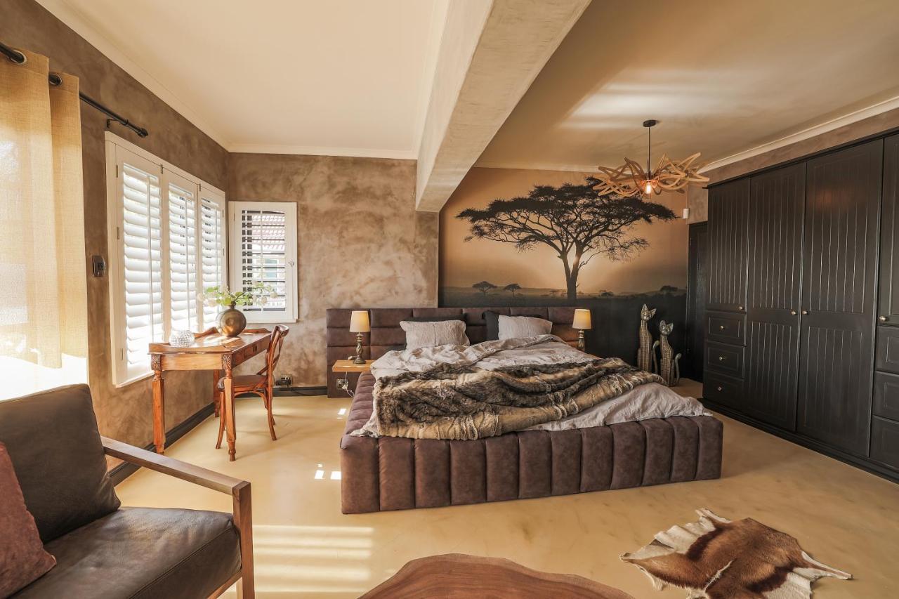 YEBO Boutique Guesthouse Somerset West Extérieur photo