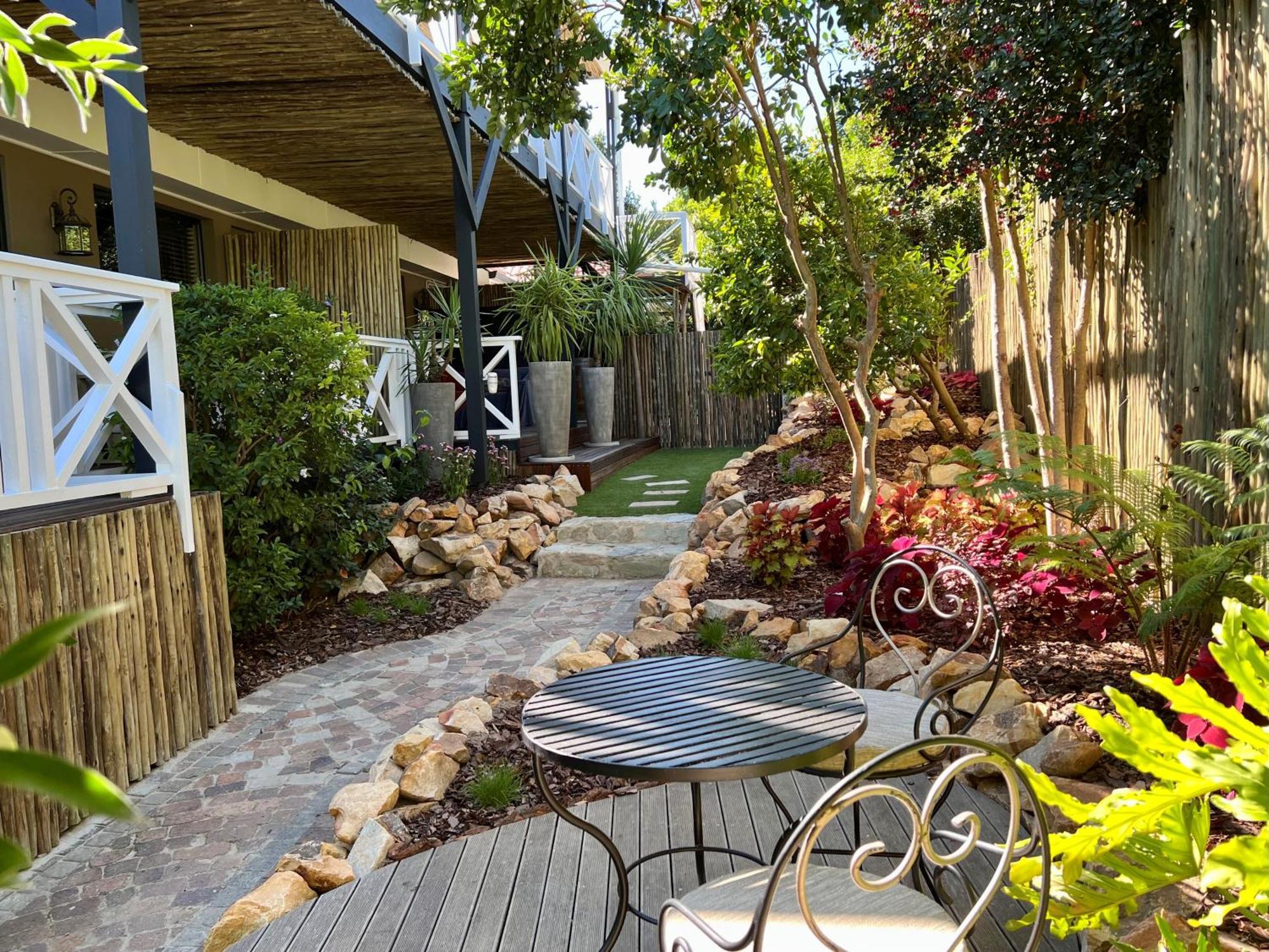 YEBO Boutique Guesthouse Somerset West Extérieur photo